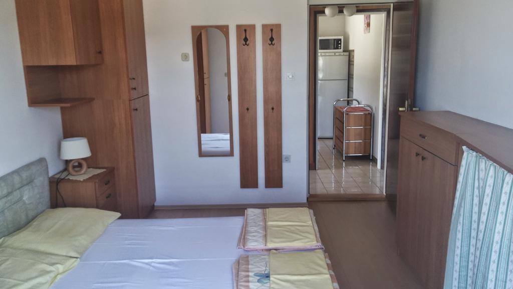 Apartments Bojana Rab Супетарска-Драга Номер фото